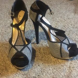 Anne Michelle heels